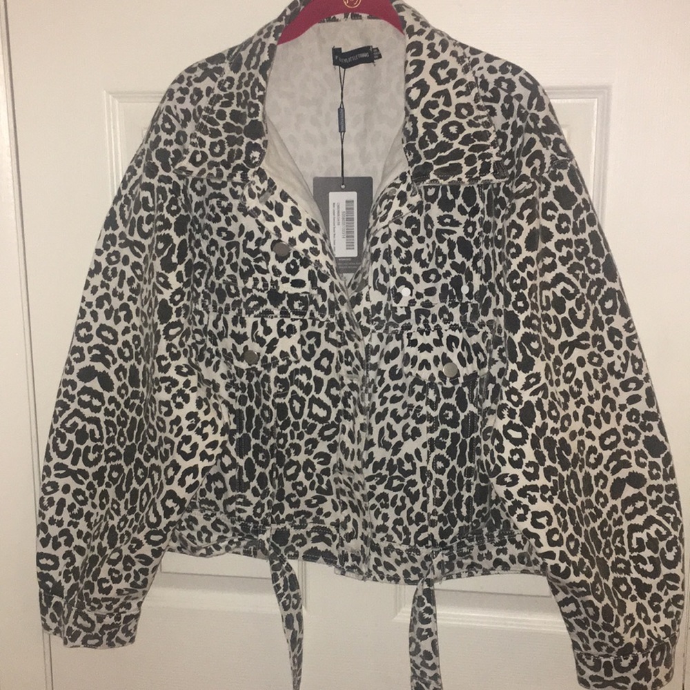 PrettyLittleThing—Leopard Oversized Denim Jacket